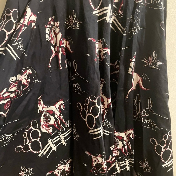 Pinup Girl Clothing Black Doris Western Print Skirt Pinup Couture w/o BELT - Picture 3 of 3
